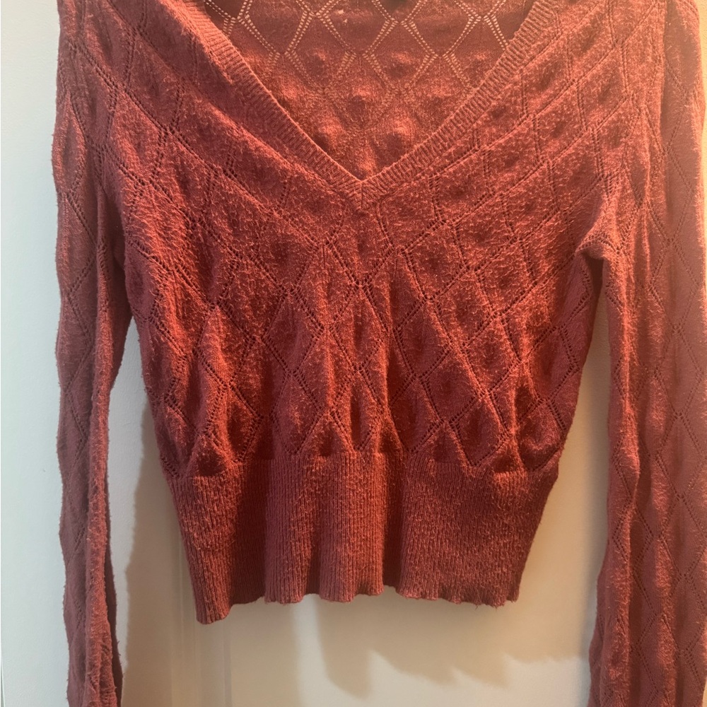 Women's V-Neck Cable Knit Sweater - Rust